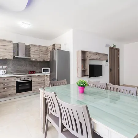Beautiful Apt, Breathtaking Views, Mins To By 360 Estates * Mellieħa