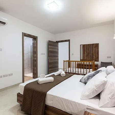 Apartament Beautiful Apt, Breathtaking Views, Mins To By 360 Estates Mellieħa