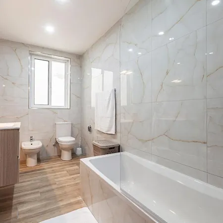 Beautiful Apt, Breathtaking Views, Mins To By 360 Estates *