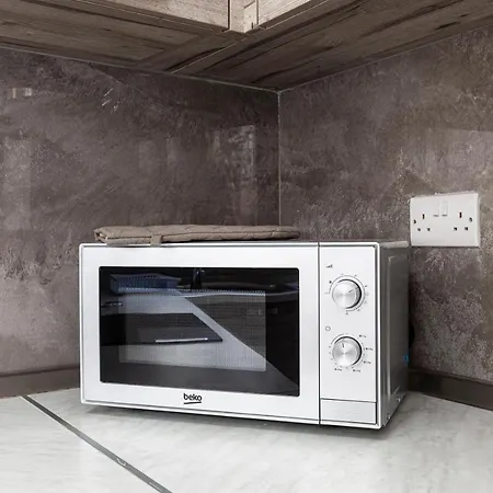 Beautiful Apt, Breathtaking Views, Mins To By 360 Estates